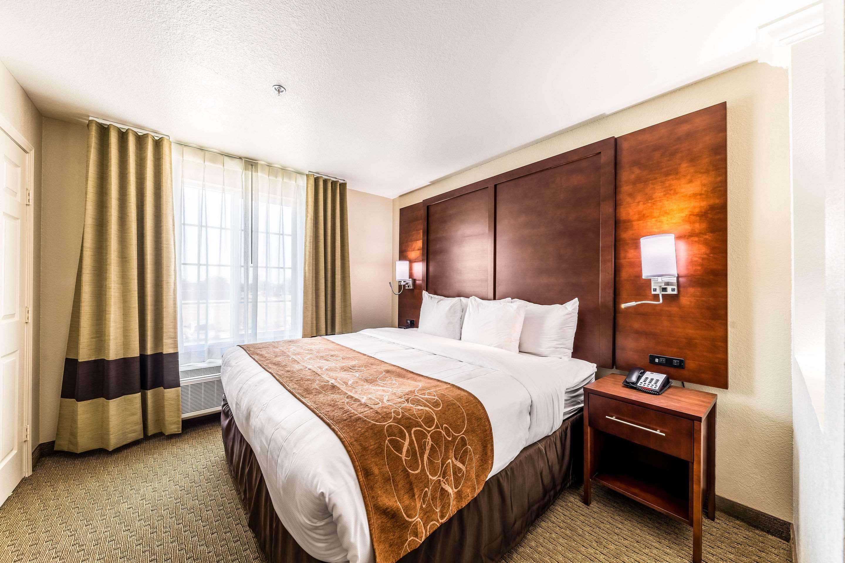 Comfort Suites Grand Prairie - Arlington North Εξωτερικό φωτογραφία