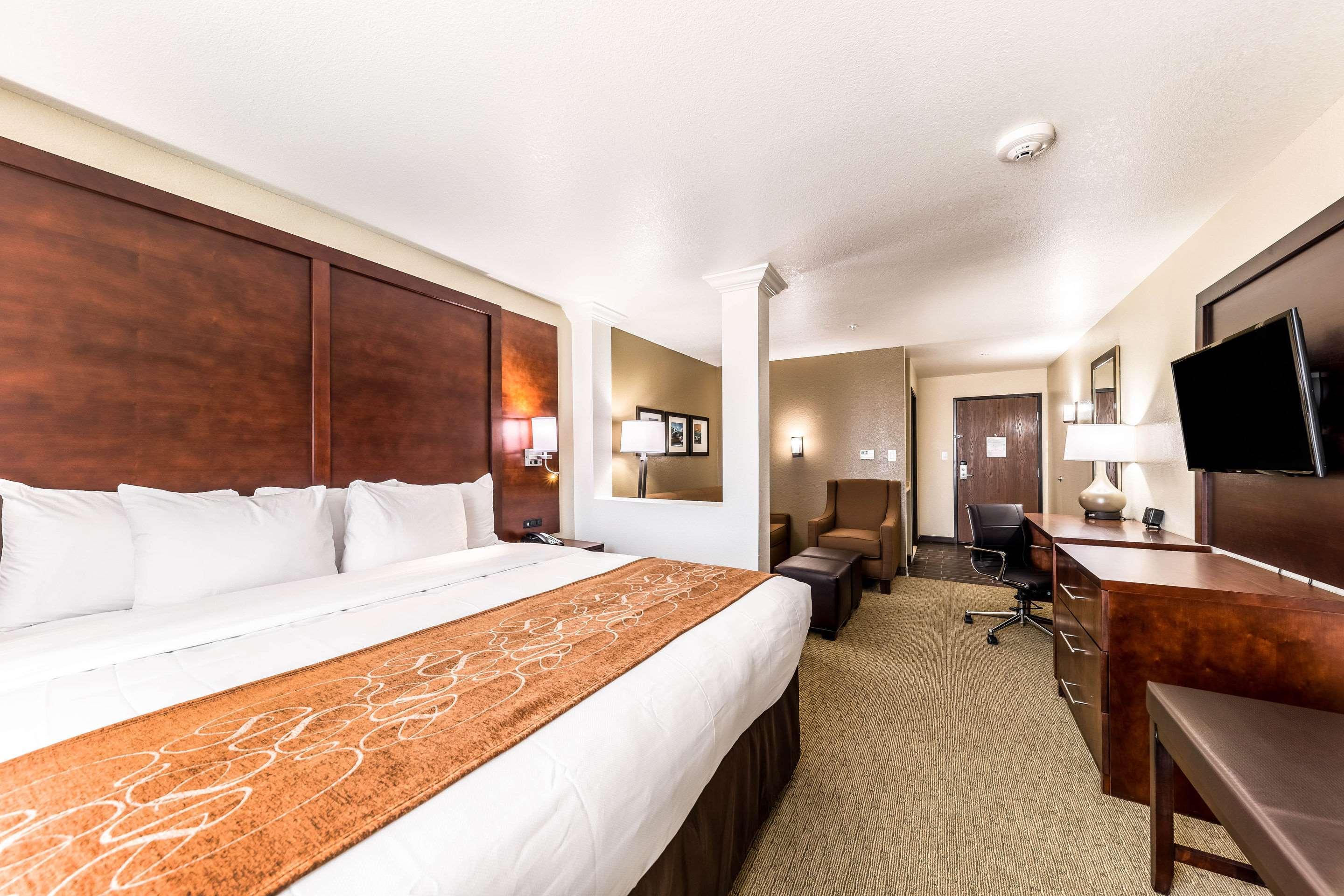 Comfort Suites Grand Prairie - Arlington North Εξωτερικό φωτογραφία
