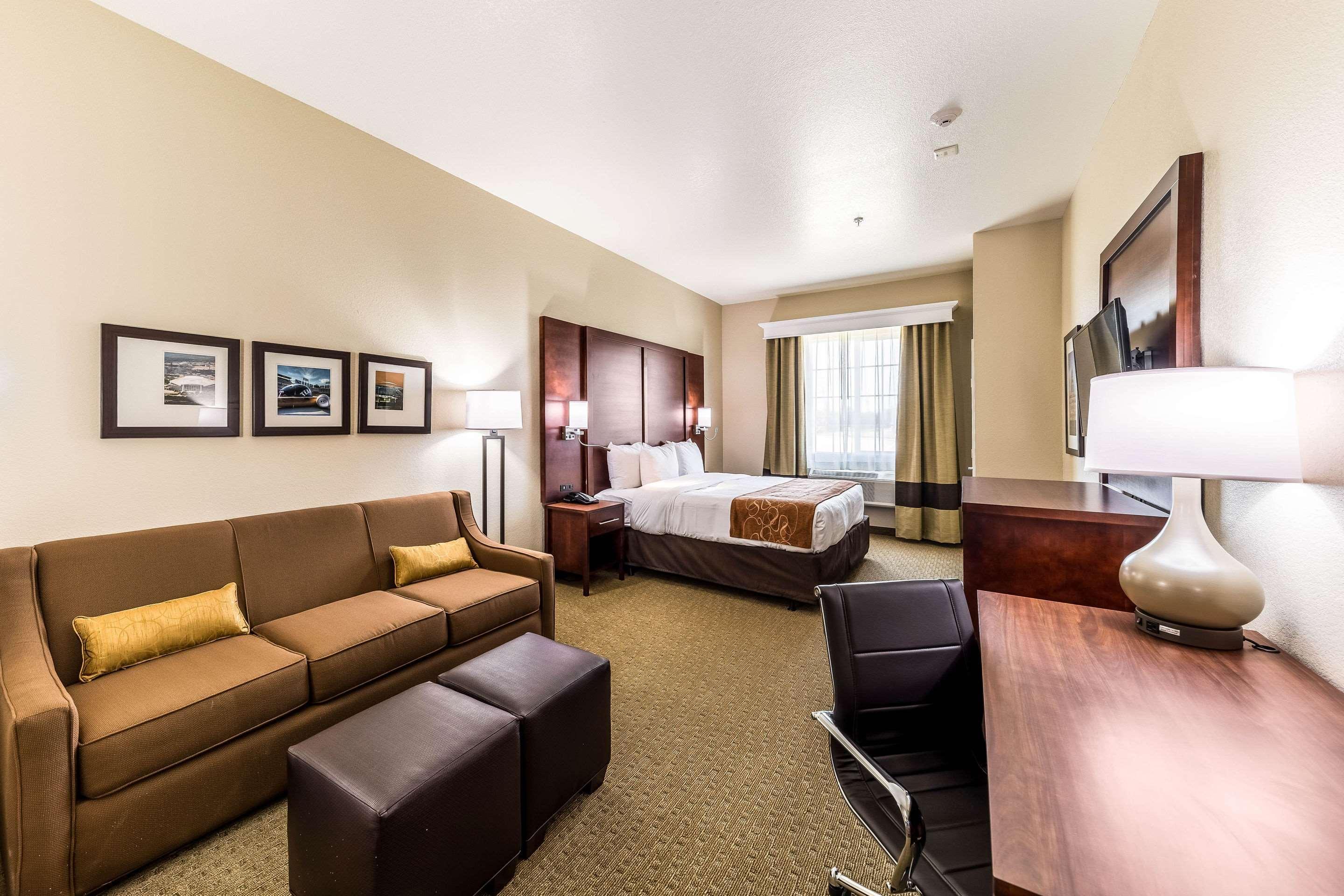 Comfort Suites Grand Prairie - Arlington North Εξωτερικό φωτογραφία