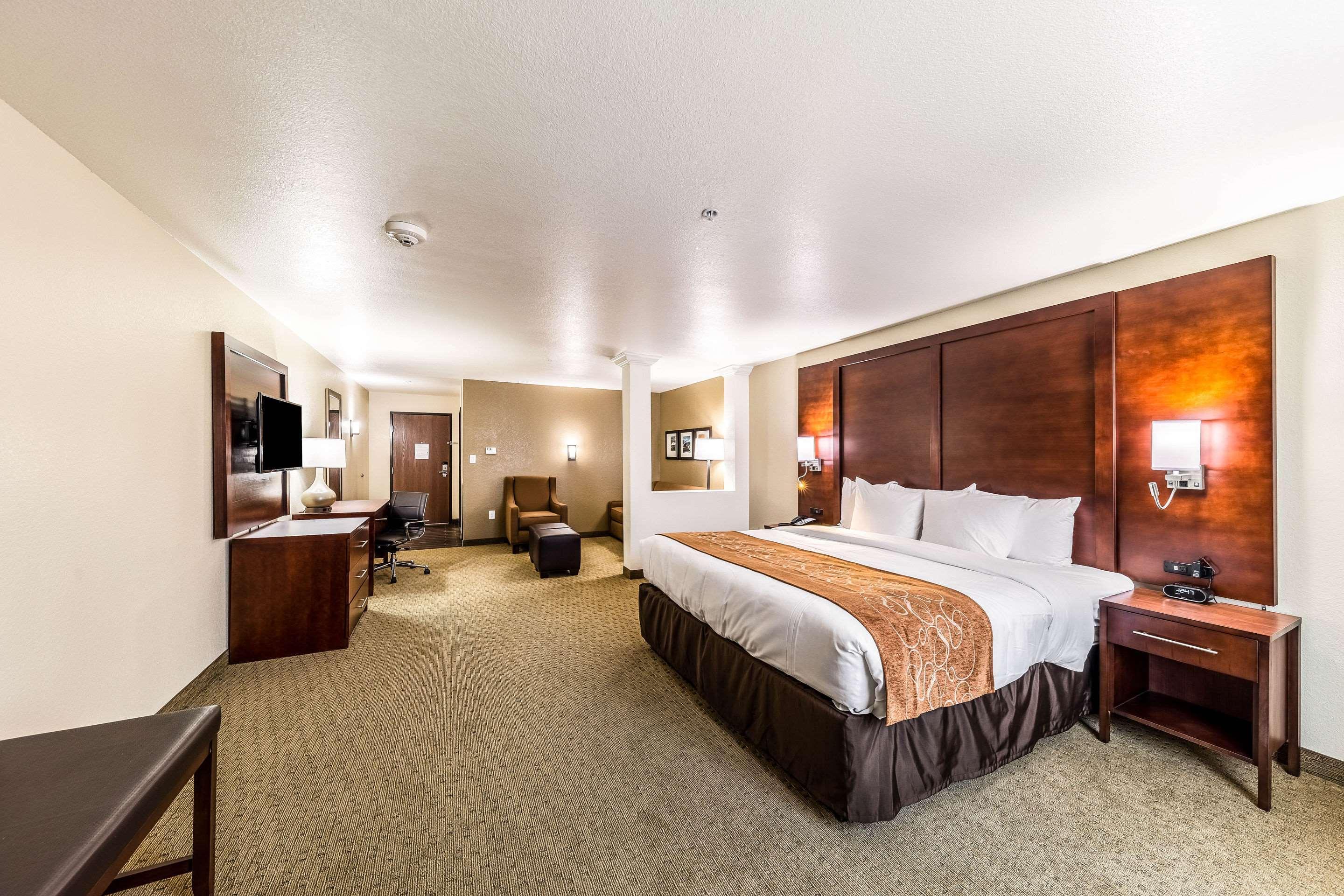 Comfort Suites Grand Prairie - Arlington North Εξωτερικό φωτογραφία
