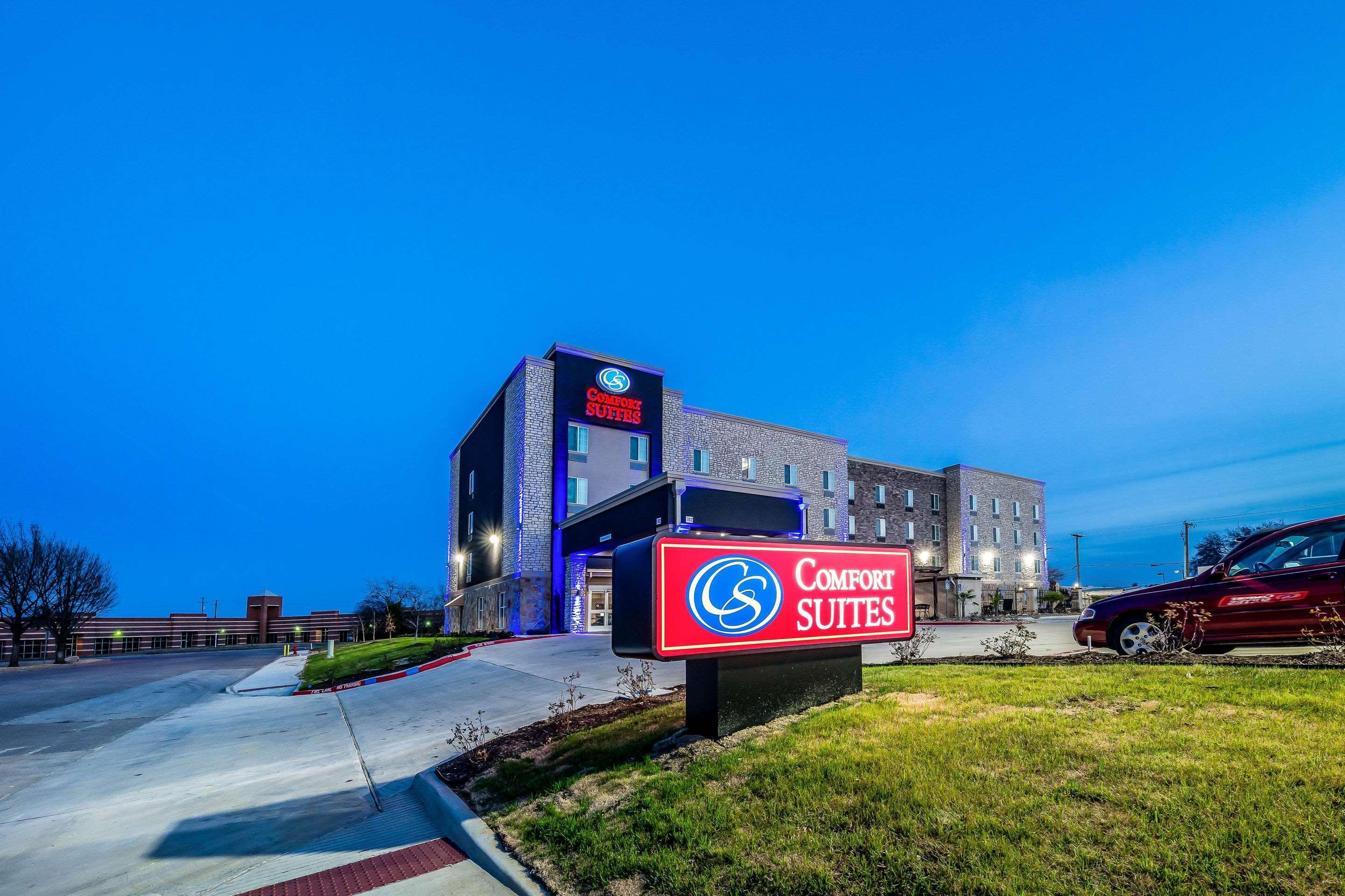Comfort Suites Grand Prairie - Arlington North Εξωτερικό φωτογραφία